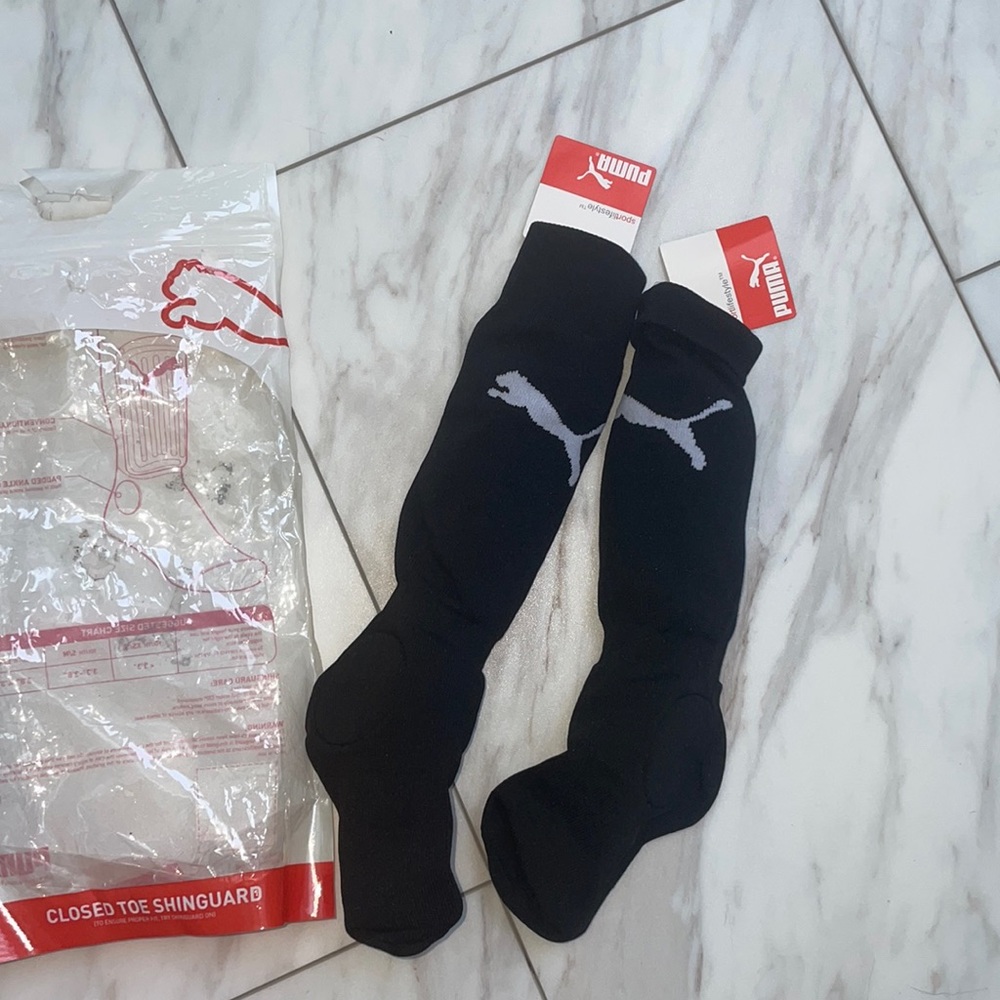 NWT Puma closed toe shin guards